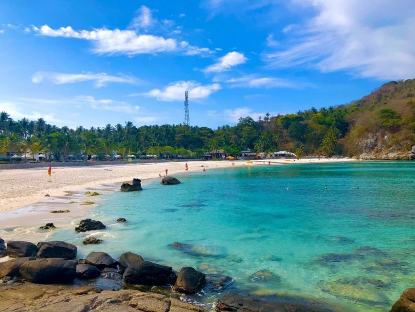 Phuket: Racha Island Snorkeling or Scuba Diving Tour - Lunch on Land: Buffet Setup and the Kind of Food You’ll Actually Want