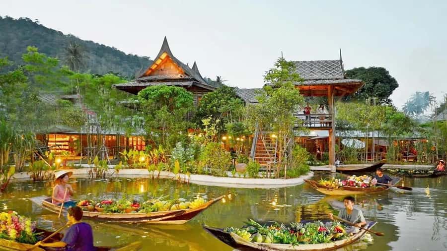 Phuket: Siam Niramit + Buffet Dinner + Transfer - Price and value: $77 for show + dinner + transfers