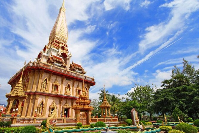 Phuket Sightseeing Tour with the insider guide - Phuket Old Town on Thalang Road: Walkable, Story-Driven, Shop-Friendly