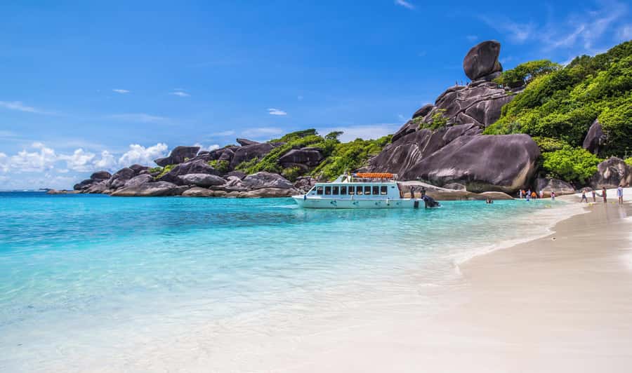 Phuket: Similan Islands Day Tour by Speedboat with Lunch - Koh Miang (Island No.4) and Princess Bay: Beach Break Plus Lunch