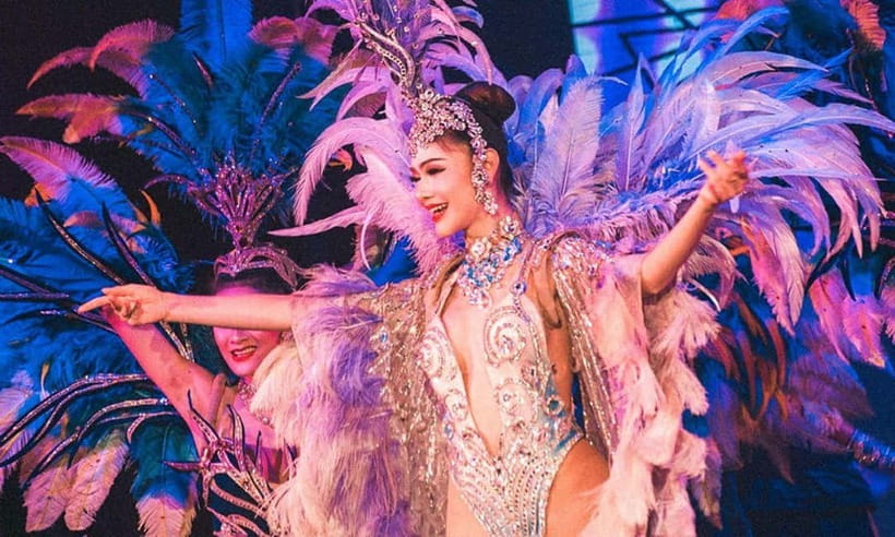 Phuket: Simon Cabaret Show Tickets Optional First 3 Rows - Costumes, performers, and the photo moment you should plan for