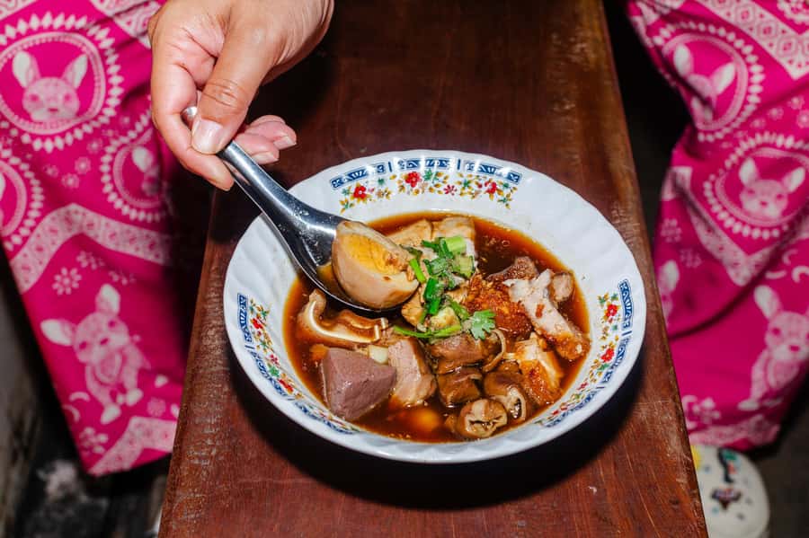 Phuket: Southern Flavours Food Tour with 15+ Tastings - Phuket Southern Flavours: key things that make this tour worth your time