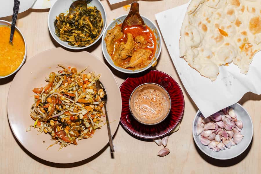 Phuket: Southern Flavours Food Tour with 15+ Tastings - Why Phuket Old Town is the right setting for Southern Flavours