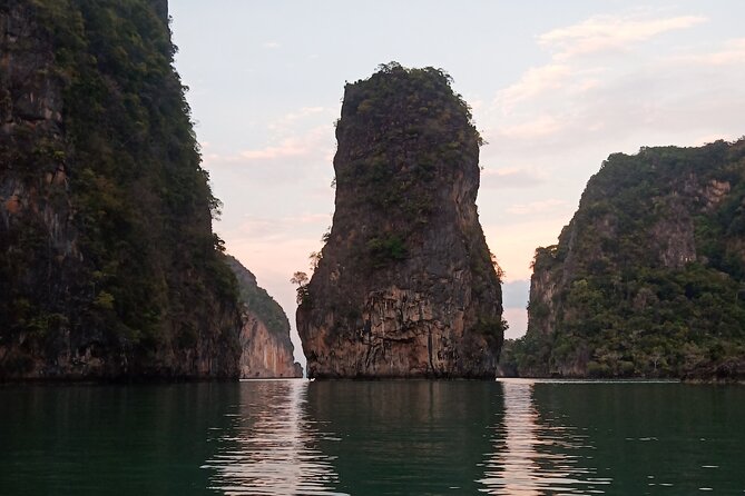 Phuket Sunset Big Boat Trip To Phang Nga Bay & James Bond Island - Sunset sailing plus Thai dinner onboard