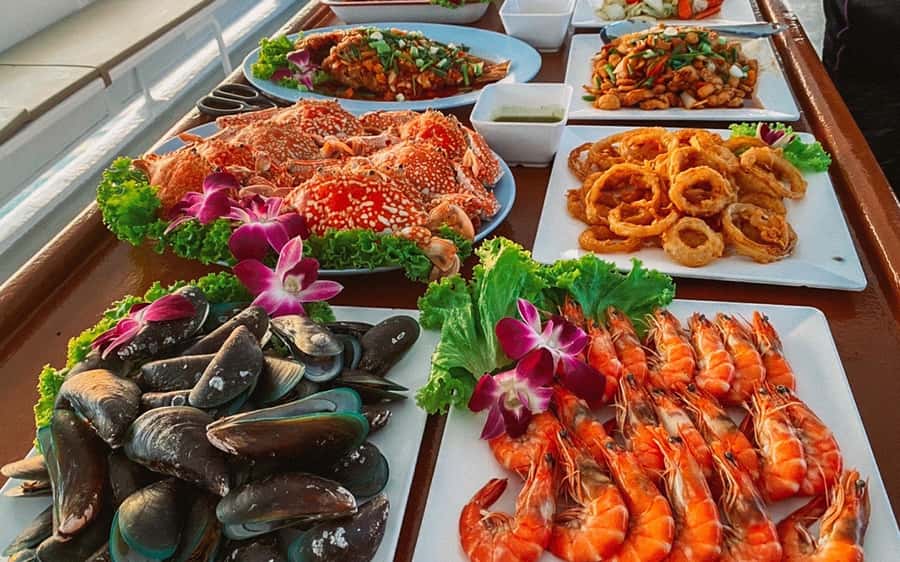Phuket: Sunset Dinner in Phang Nga Bay by Big Boat - Should You Book This Phuket Sunset Dinner?