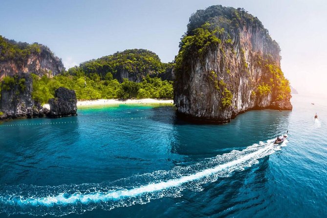 Phuket to James Bond Island: Longtail Boat Tour with Sea Canoeing - Wat Suwan Kuha monkey cave temple: a short temple stop that needs focus