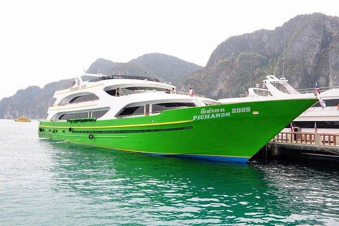 Phuket to Koh Phi Phi by Express Boat - Punctuality and coordination: what the reviews suggest you’ll feel