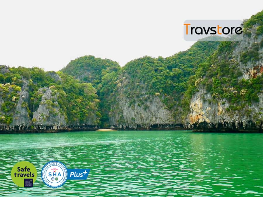 Phuket: Tour James Bond Island on Speedboat - Sea canoes and limestone caves: what this part does best
