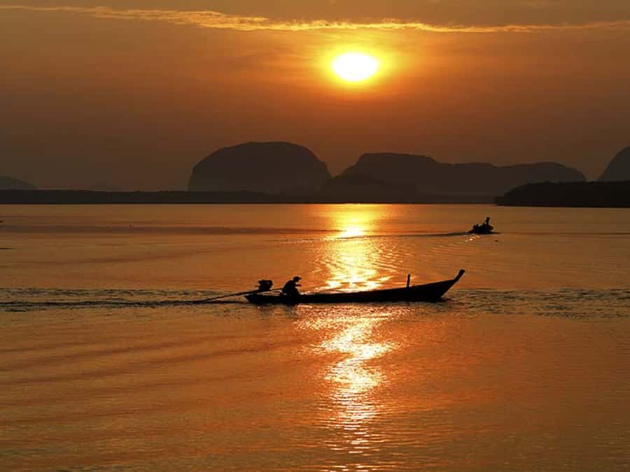 Phuket: Twilight Sunset Tour with Bioluminescent Plankton - Gear and Comfort: What You’ll Have and What You Should Bring