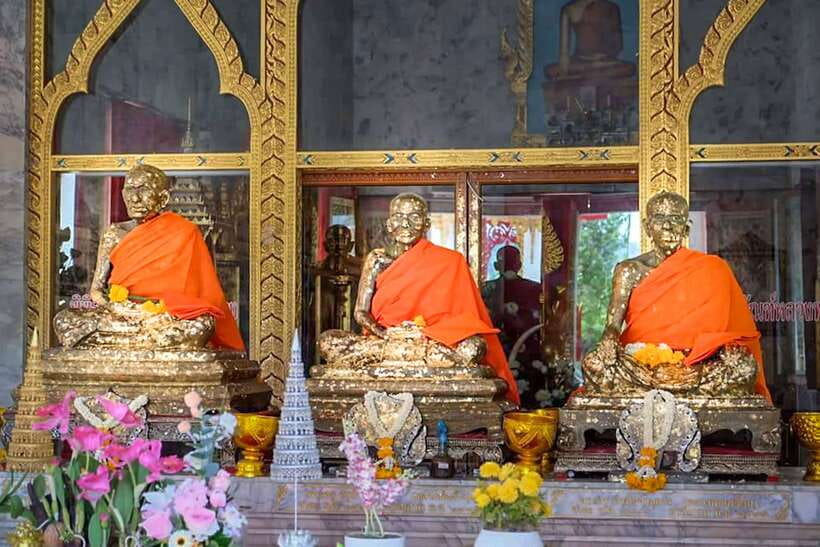 Phuket: Wat Chalong, Viewpoint, and Old Town Guided Tour - Wat Chalong: Where the Architecture, Colors, and Rituals Make Sense
