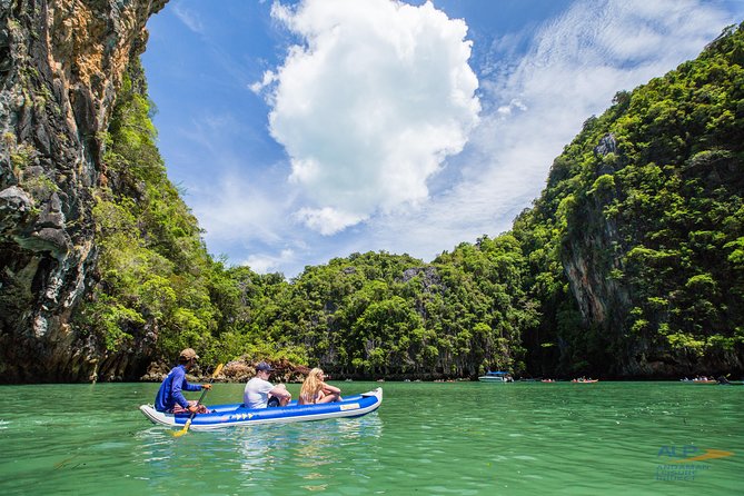 PREMIUM James Bond & Phang Nga bay & 2 Canoes - Hong Island Canoeing: Relaxed Paddling in Koh Hong’s Lagoon