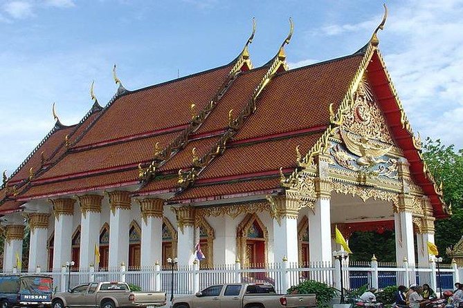 Premium Private Phuket key viewpoints & attractions with Local Guide - Wat Chalong: the most renowned monastery stop