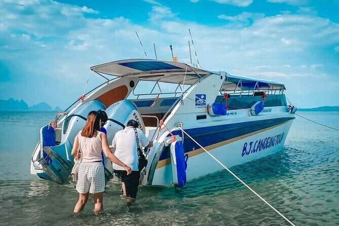 Premium Speedboat Tour: James Bond Island, Phuket - The boat ride and crew vibe: where your time starts paying off