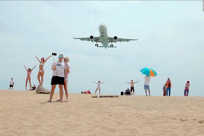 Private Arrival Transfer from Phuket Airport to Hotel (SHA Plus) - Finding your driver fast: the exact Phuket Airport meeting point