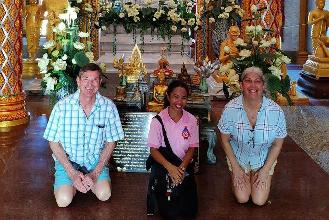 Private Morning Сeremony in Wat Chalong (Chaithararam Temple) - Siamsi fortune telling at Wat Chalong: how to think about it