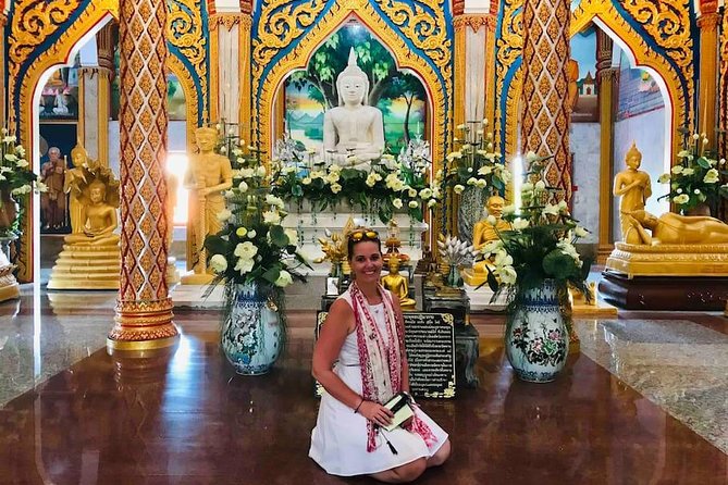 Private Morning Сeremony in Wat Chalong (Chaithararam Temple) - Group size and “private” expectations