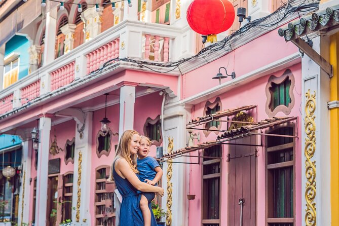 Private Tour : Phuket City Tour Half Day with lunch and pick up - The Punte street food court in Old Phuket Town: lunch that actually feels local