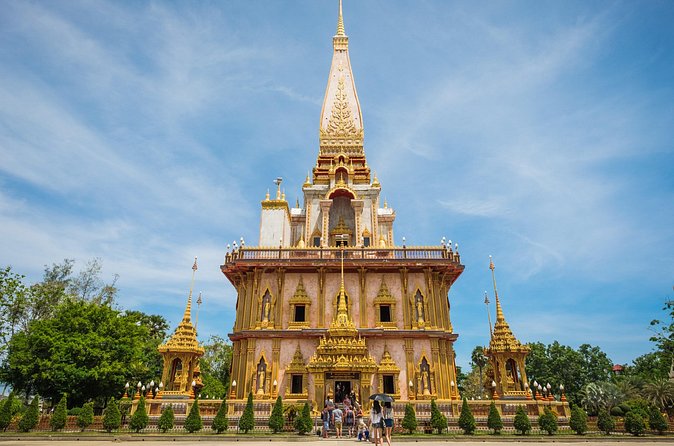 Private Tour: Phuket Introduction City Sightseeing Tour - Temple expectations: Wat Chalong without overpromising