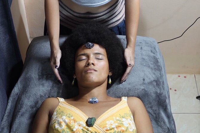 Reiki Session by Reiki Master Teacher in Thailand - Finding SriSom Art Healing Studio Phuket near Chalong