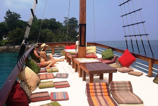 Relaxing Day with Snorkeling - Away From The Crowds - A small-boat day built for quiet water time
