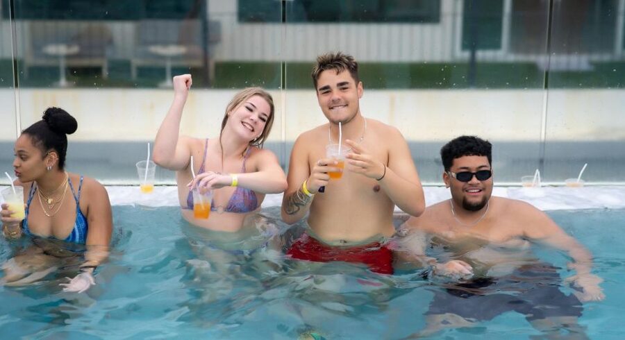 Sailaway Pool Party Phuket - Sailaway Pool Party Phuket in a Nutshell: What You’re Signing Up For