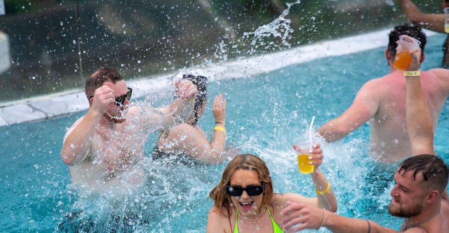 Sailaway Pool Party Phuket - The Open Bar Reality: How the 3-Hour Free-Flow Works