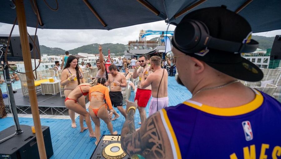 Sailaway Pool Party Phuket - Weather and Real-Life Expectations: Rain or Shine