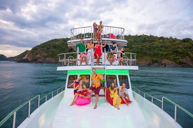 Scenic Promthep & Krating Cape Dining Experience Cruise - Group size, comfort, and who this fits best