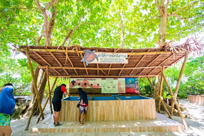 Similan Islands Snorkeling Tour By Speed Catamaran From Phuket - Ao Kuerk Bay and Sailing Rock: The Landmark Stop for Photos
