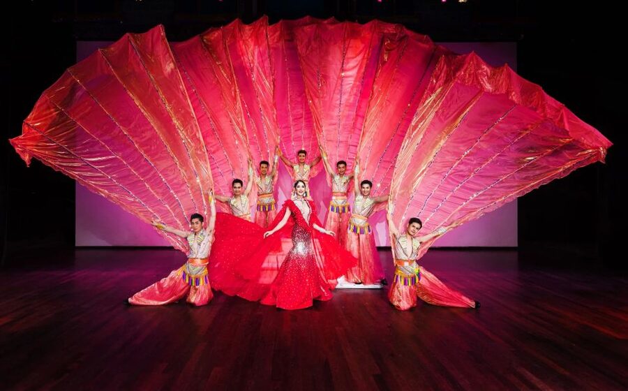 Simon Cabaret Phuket Show Included Tickets and Transfer - The show timeline: how the 210 minutes usually feel