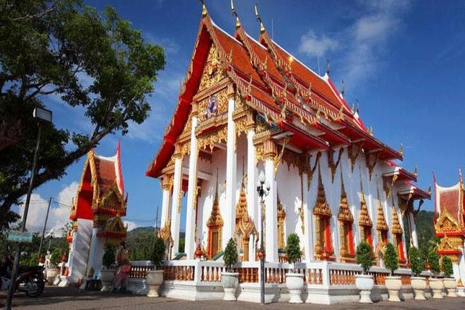 Small Group Phuket Sightseeing and City Tour - Lunch, coffee, and the small details that affect your day