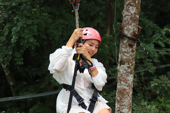 World C+ (Ziplines 10 Platforms + Roller + Sky Walk and World Set Menu ) - Sky Walk over the forest canopy: calmer, still thrilling